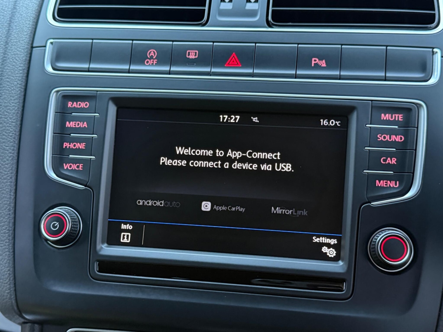 Used Volkswagen Polo 2017 for sale - 76849749: Photo 51