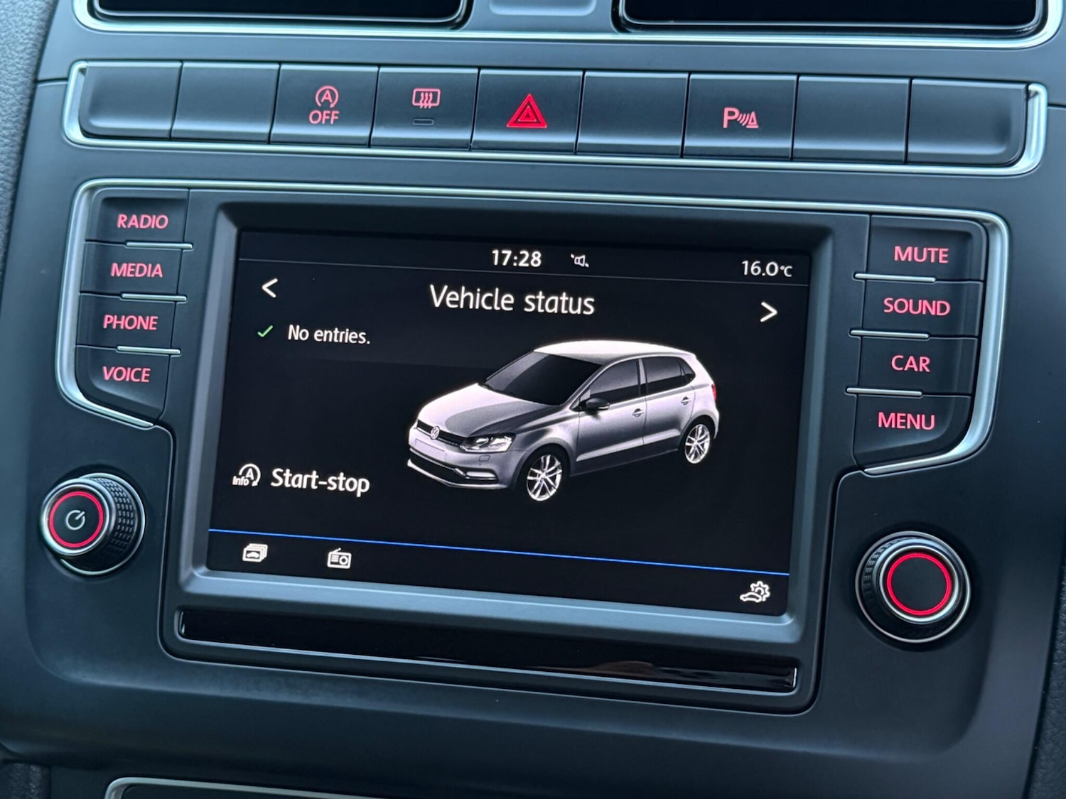 Used Volkswagen Polo 2017 for sale - 76849749: Photo 55