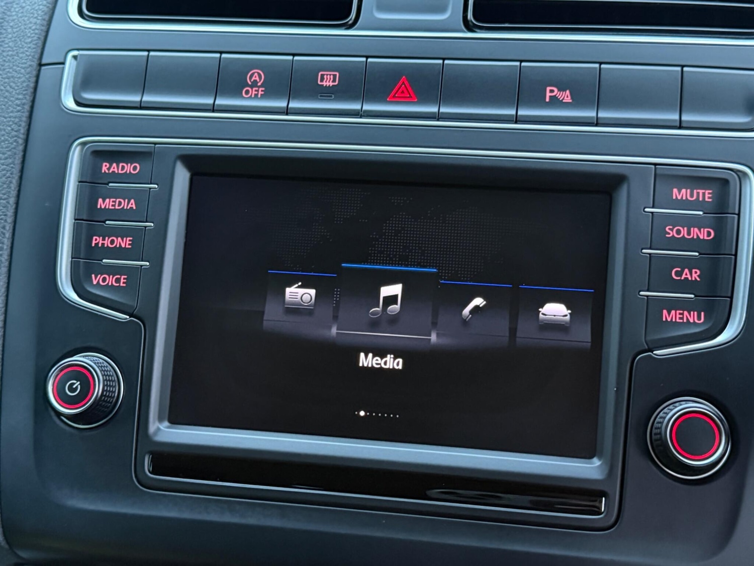 Used Volkswagen Polo 2017 for sale - 76849749: Photo 64