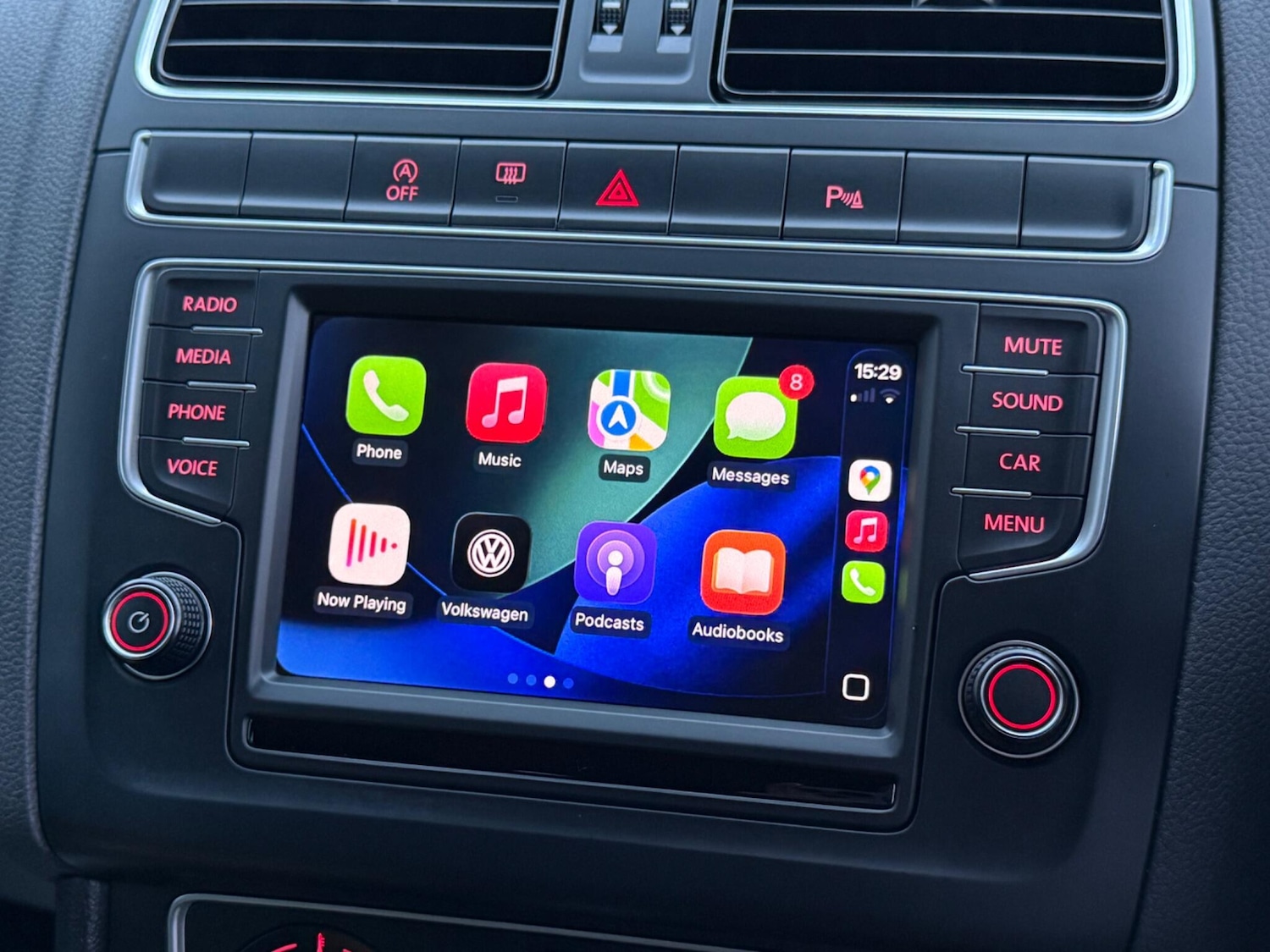 Used Volkswagen Polo 2017 for sale - 76849749: Photo 8