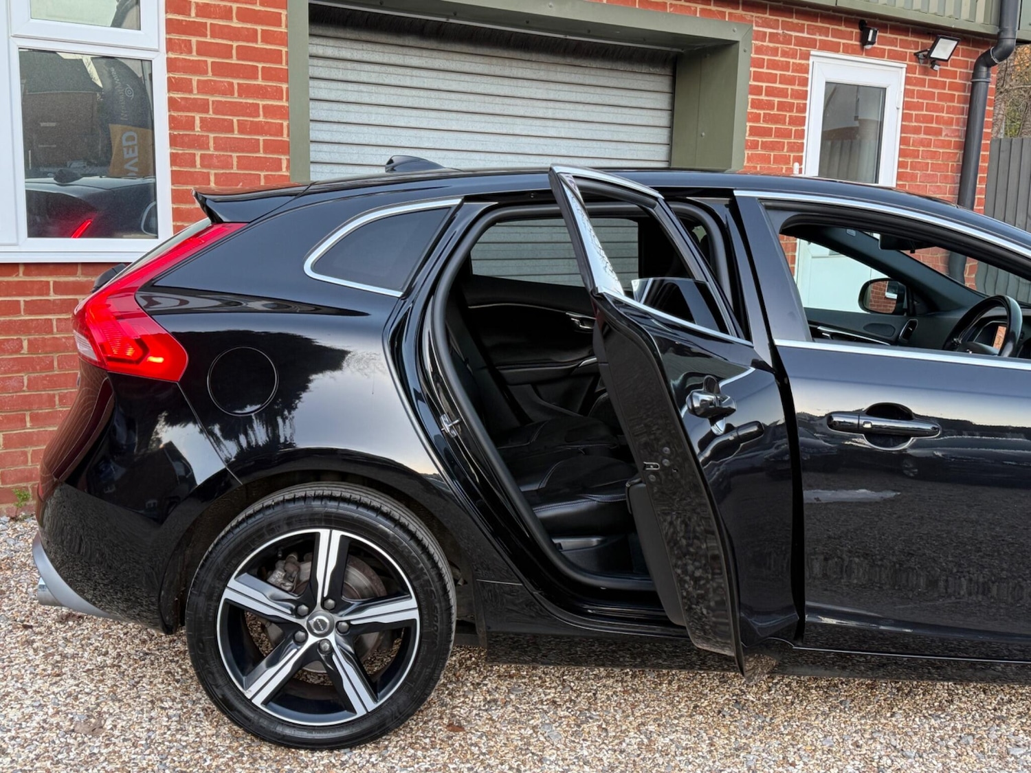 Used Volvo V40 2018 for sale - 77052507: Photo 20