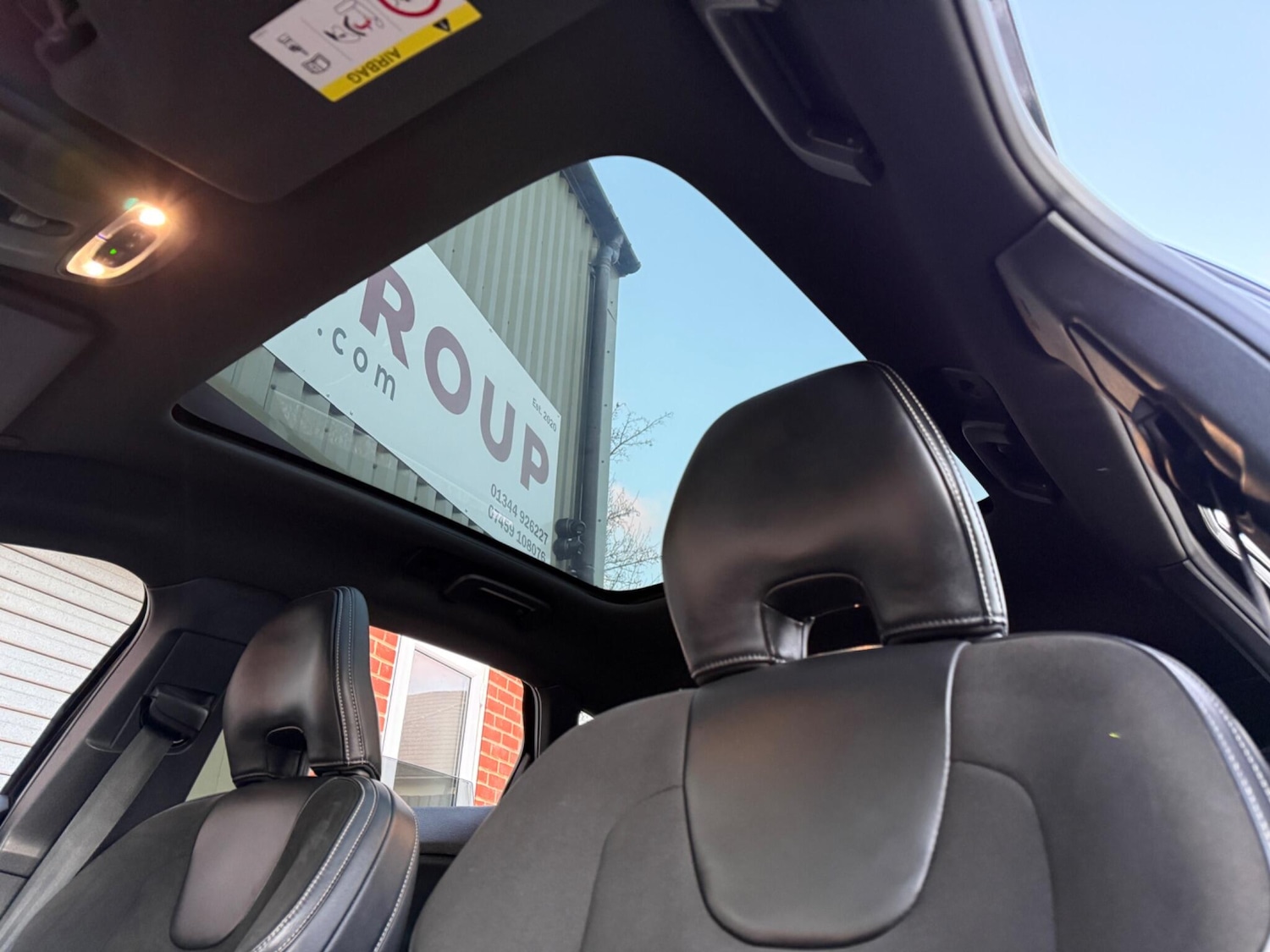 Used Volvo V40 2018 for sale - 77052507: Photo 34