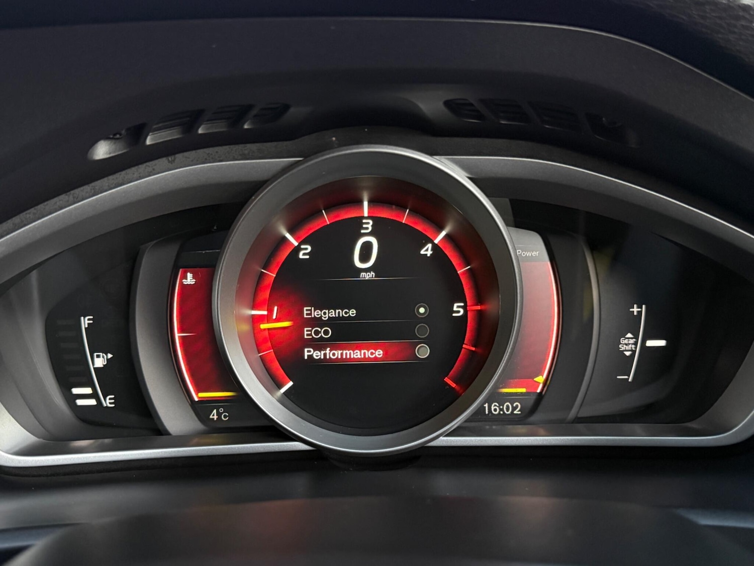 Used Volvo V40 2018 for sale - 77052507: Photo 48