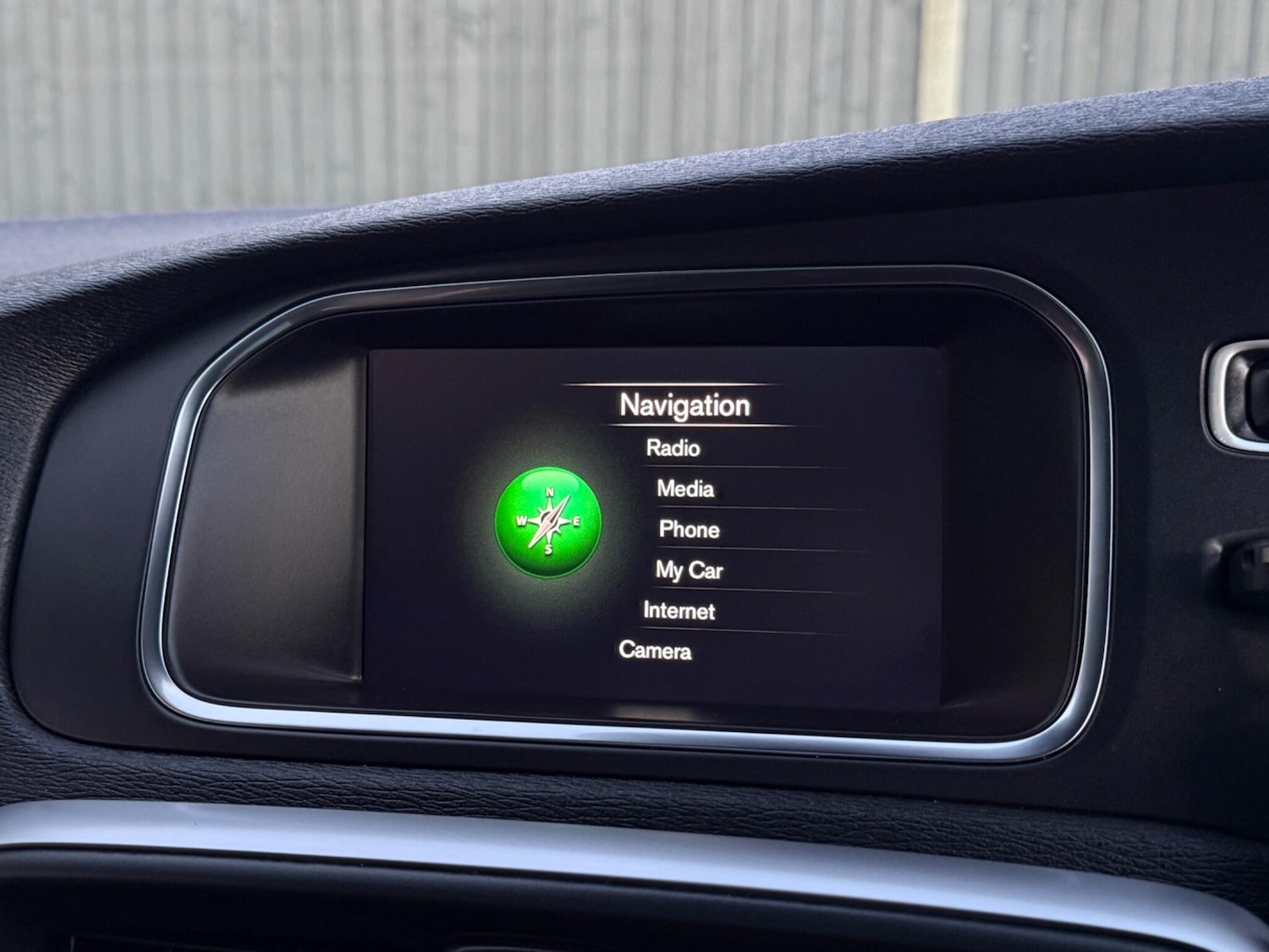 Used Volvo V40 2018 for sale - 77052507: Photo 57