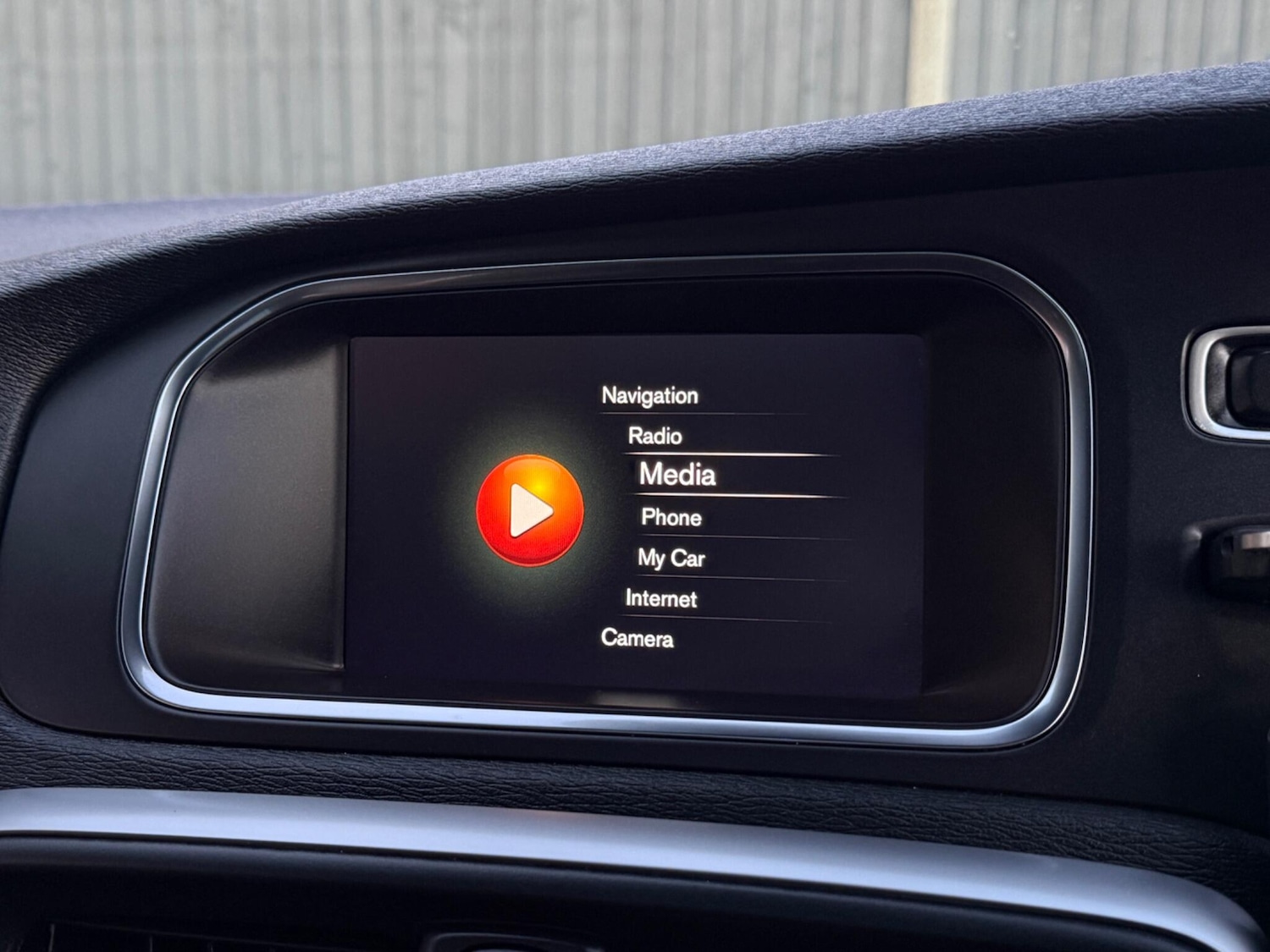 Used Volvo V40 2018 for sale - 77052507: Photo 59