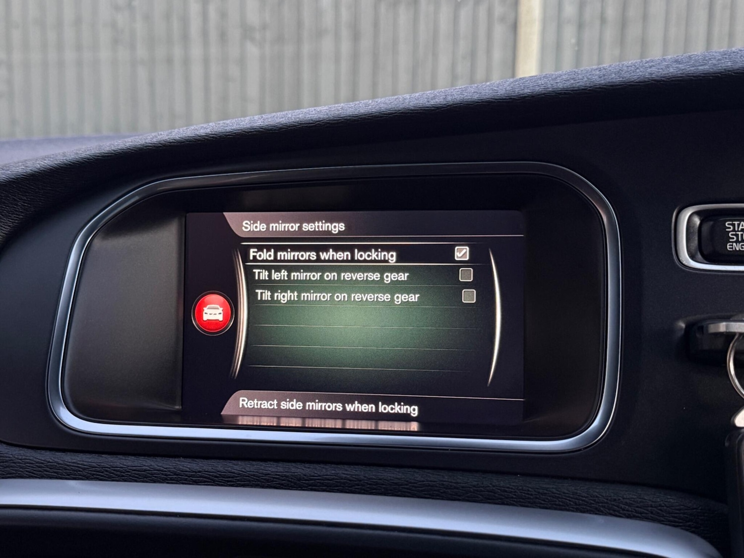 Used Volvo V40 2018 for sale - 77052507: Photo 76