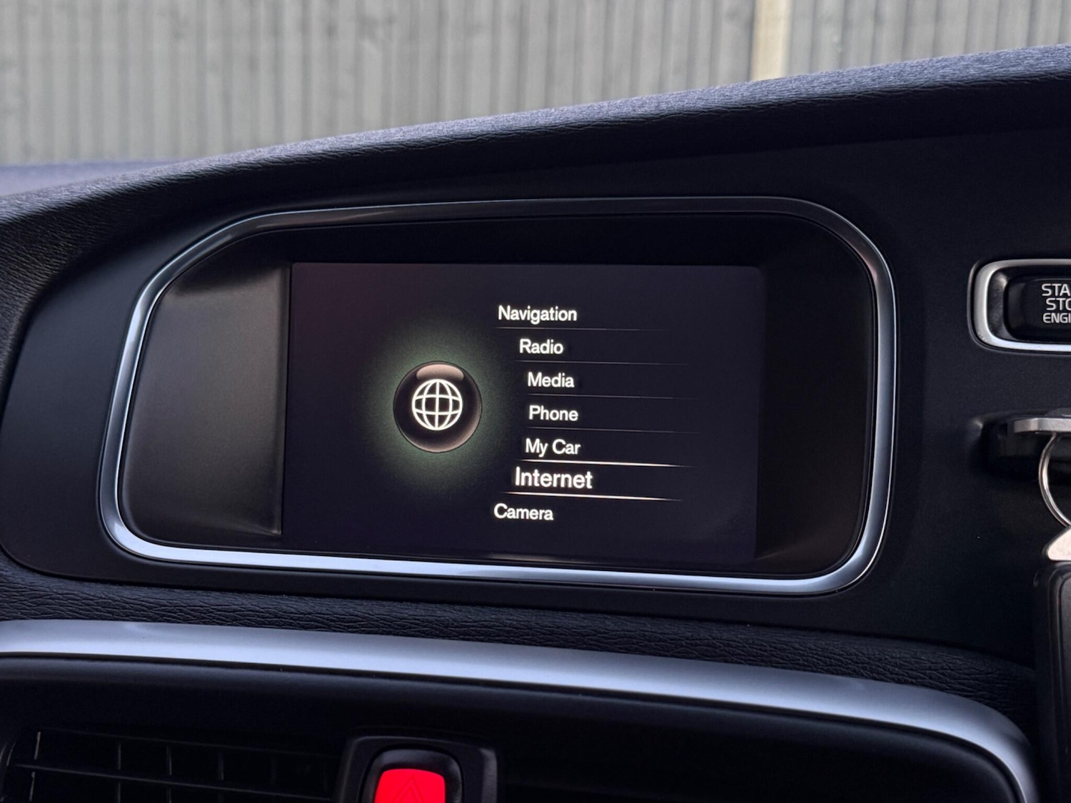 Used Volvo V40 2018 for sale - 77052507: Photo 86