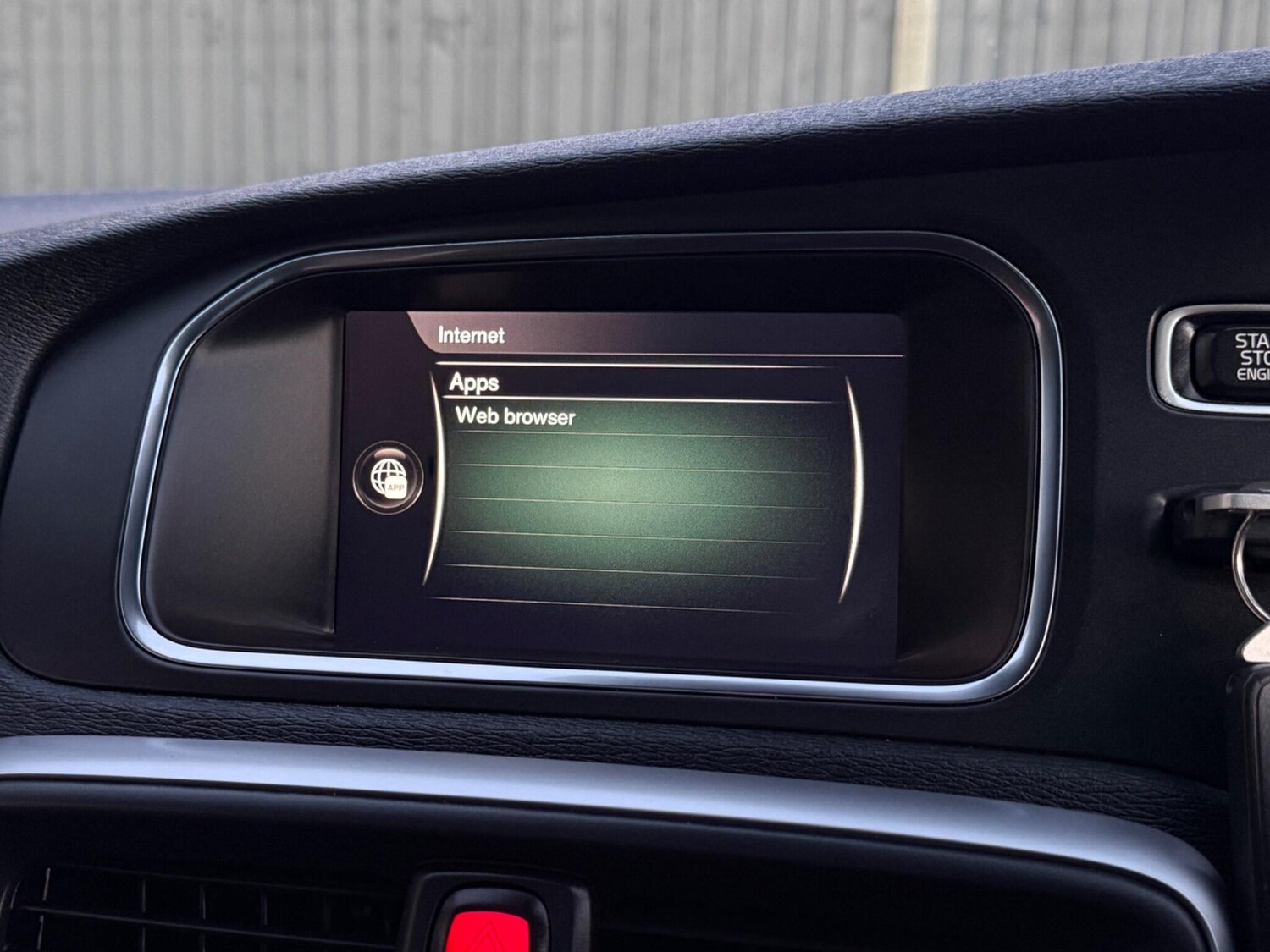 Used Volvo V40 2018 for sale - 77052507: Photo 87