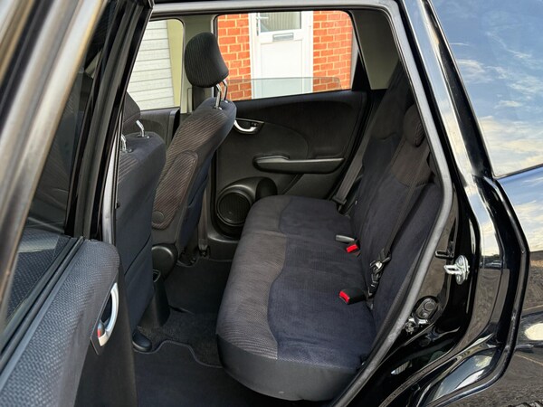 Used Honda Jazz 2015 for sale - 74648023: Photo 27