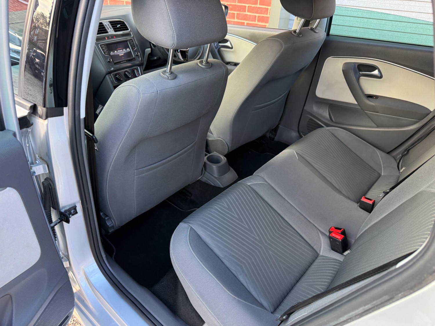 Used Volkswagen Polo for sale - 77825190: Photo 31