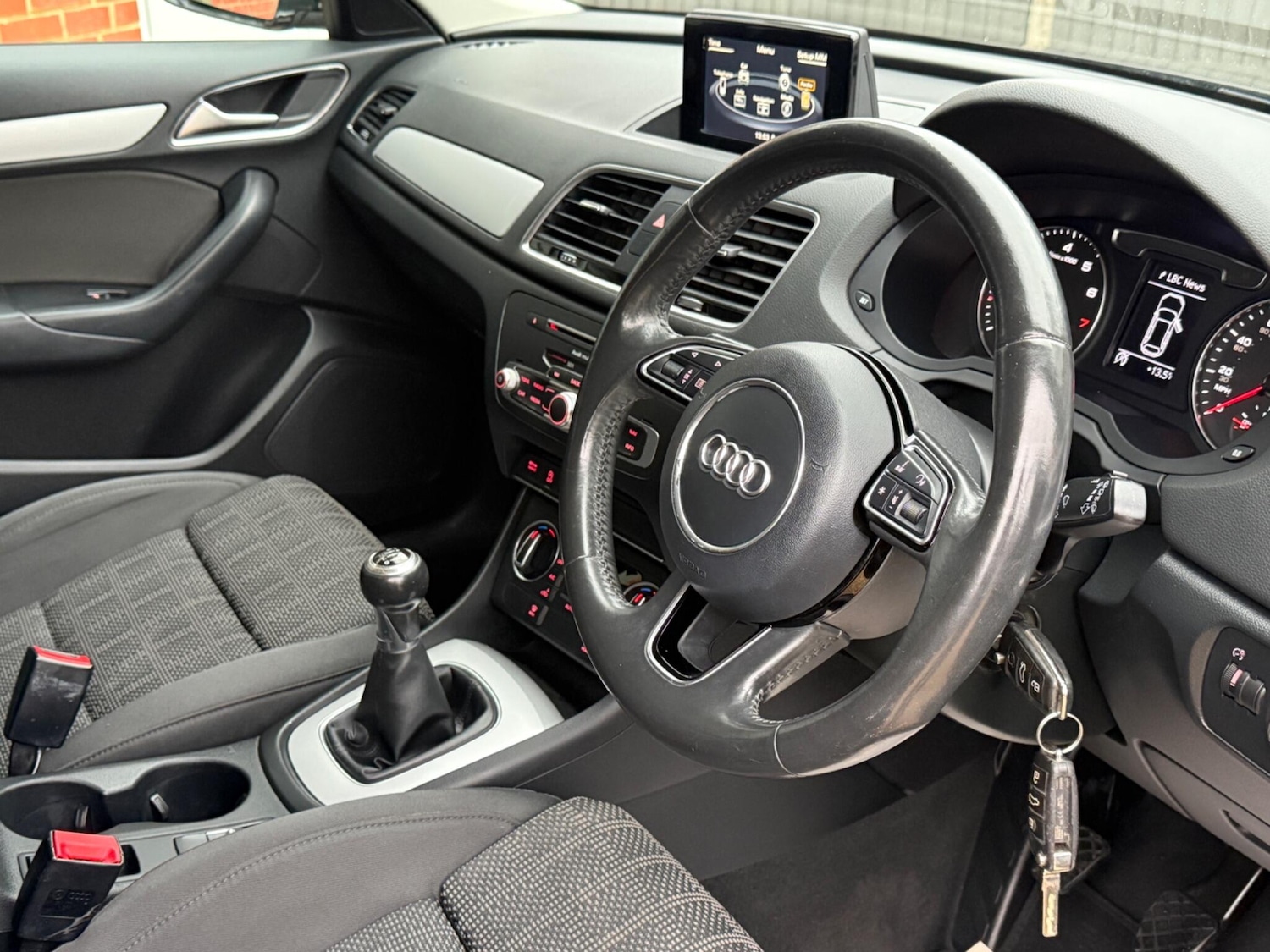 Used Audi Q3 2017 for sale - 76899229: Photo 13