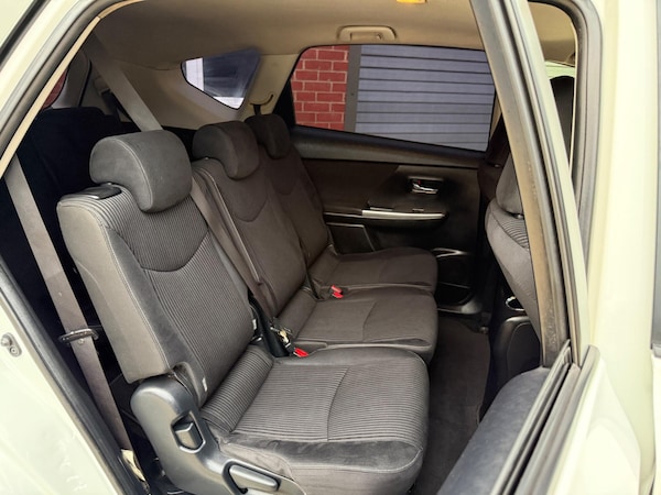 Used Toyota Prius+ 2018 for sale - 75540331: Photo 17