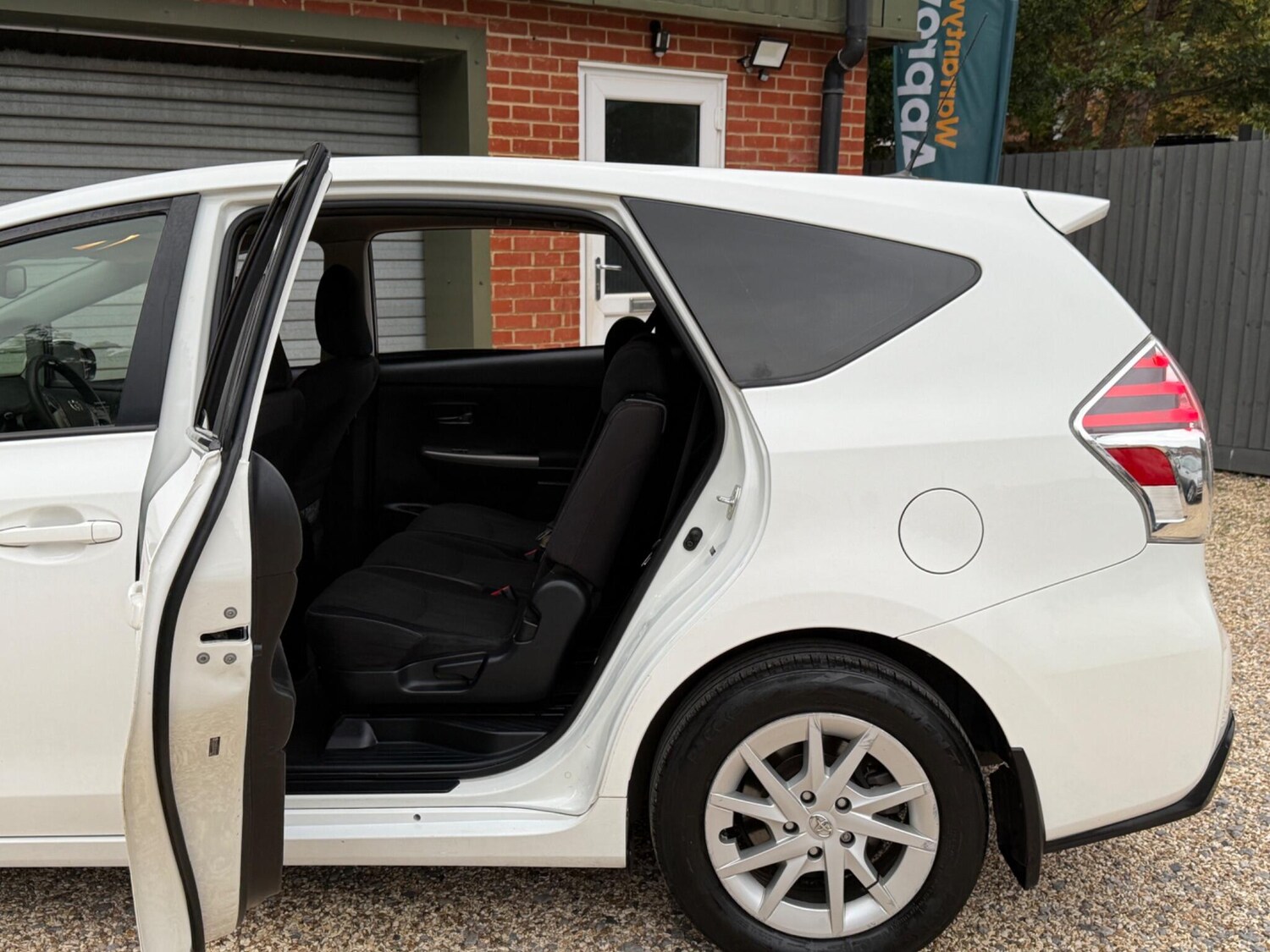 Vehicle 29