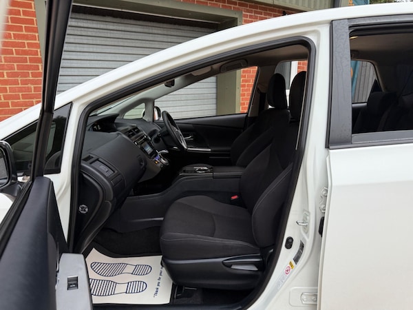 Used Toyota Prius+ 2018 for sale - 75540331: Photo 31