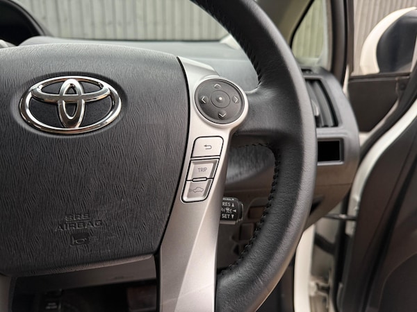 Used Toyota Prius+ 2018 for sale - 75540331: Photo 35