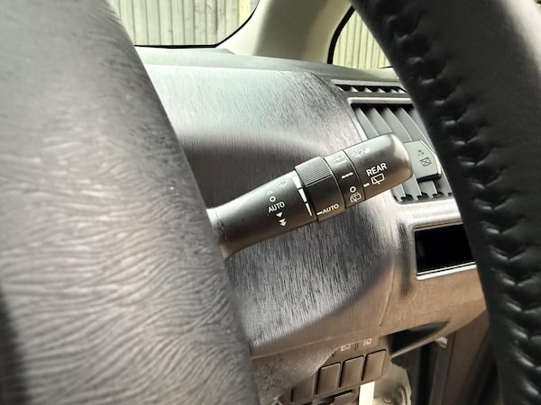 Used Toyota Prius+ 2018 for sale - 75540331: Photo 38