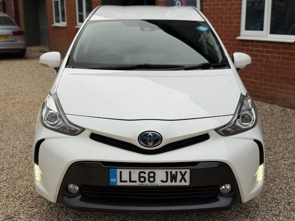 Used Toyota Prius+ 2018 for sale - 75540331: Photo 3