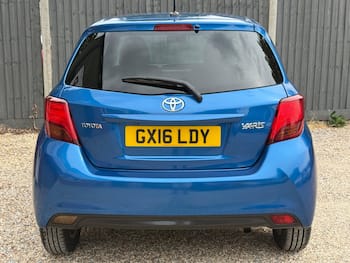 Used Toyota Yaris 2016 for sale - 79553469: Photo