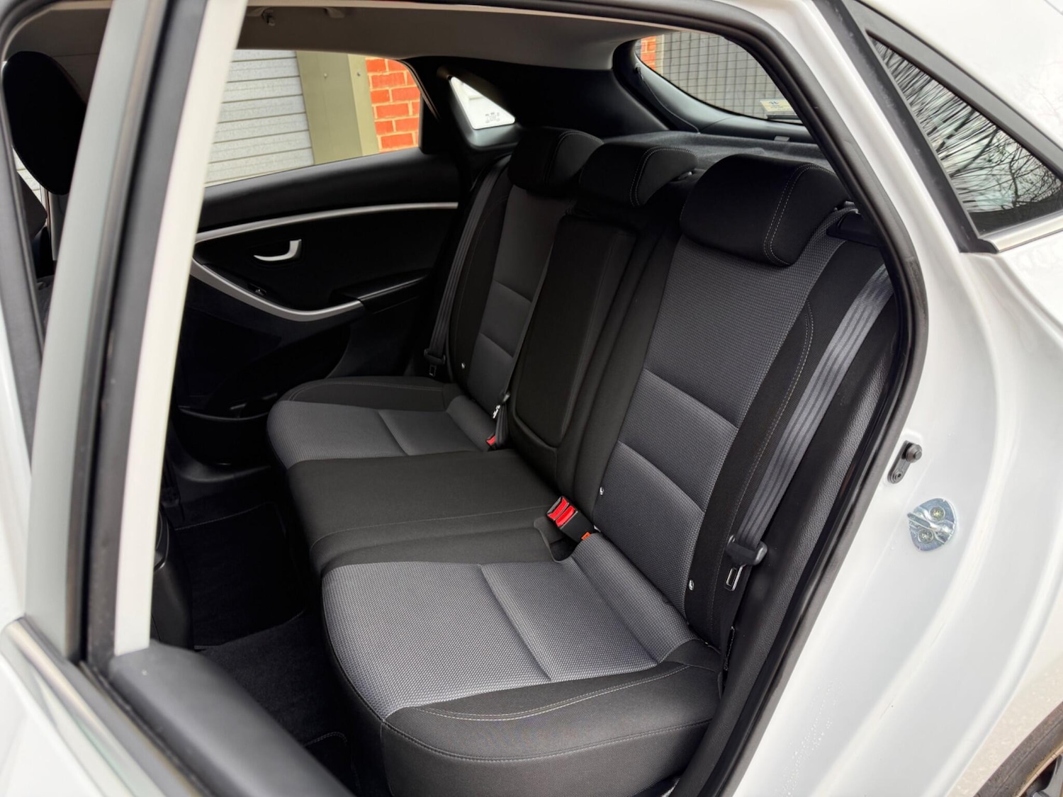 Used Hyundai i30 2015 for sale - 77705136: Photo 30