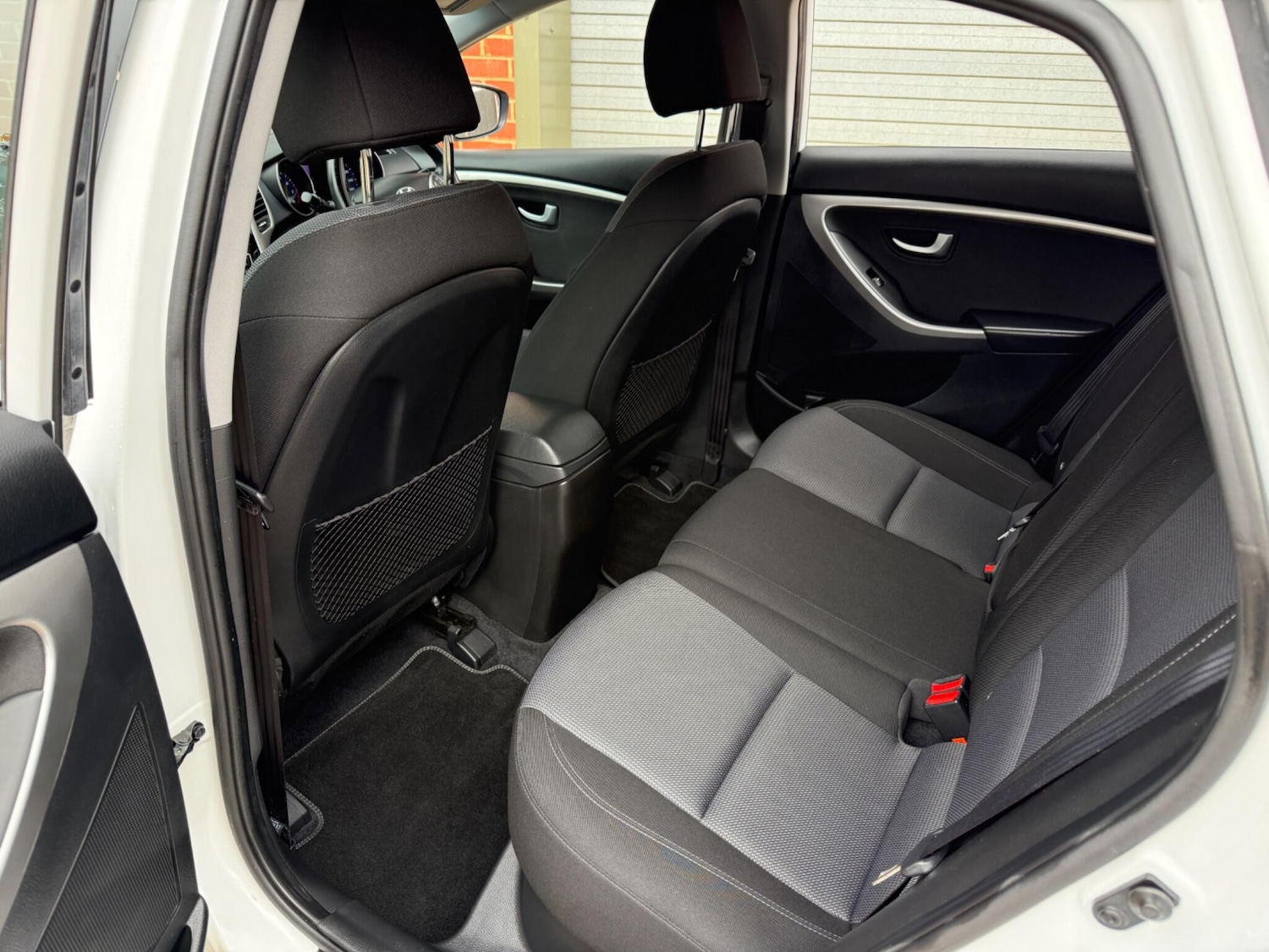 Used Hyundai i30 2015 for sale - 77705136: Photo 31