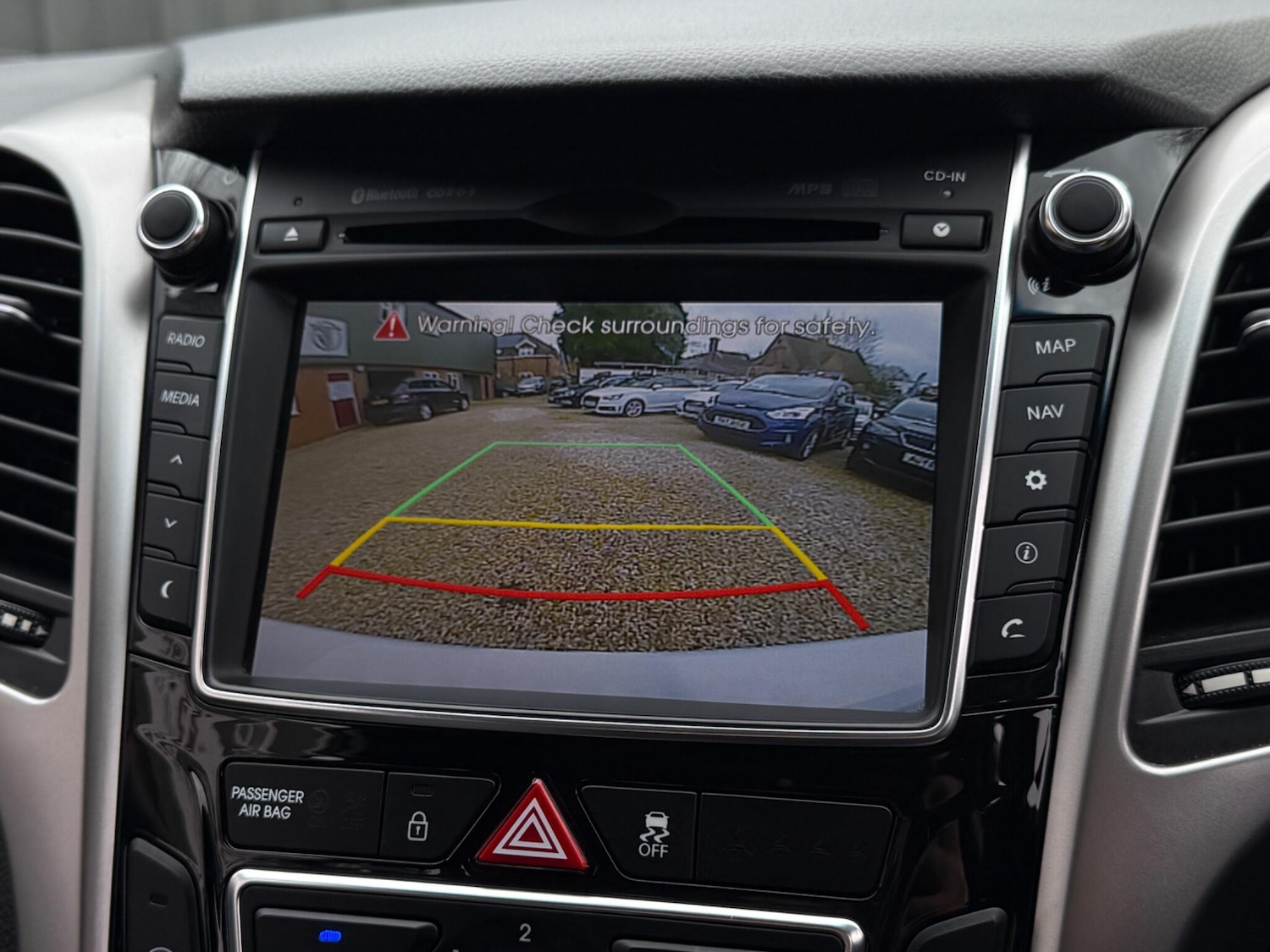 Used Hyundai i30 2015 for sale - 77705136: Photo 51