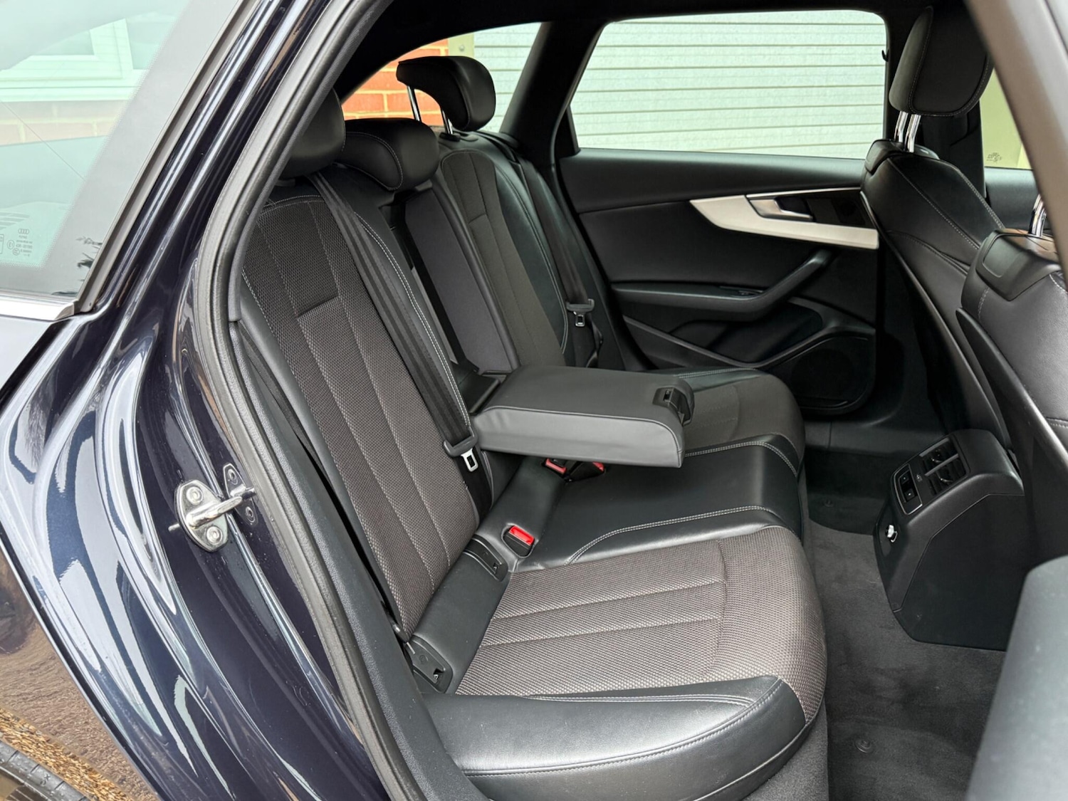 Used Audi A4 Avant 2017 for sale - 77400854: Photo 21