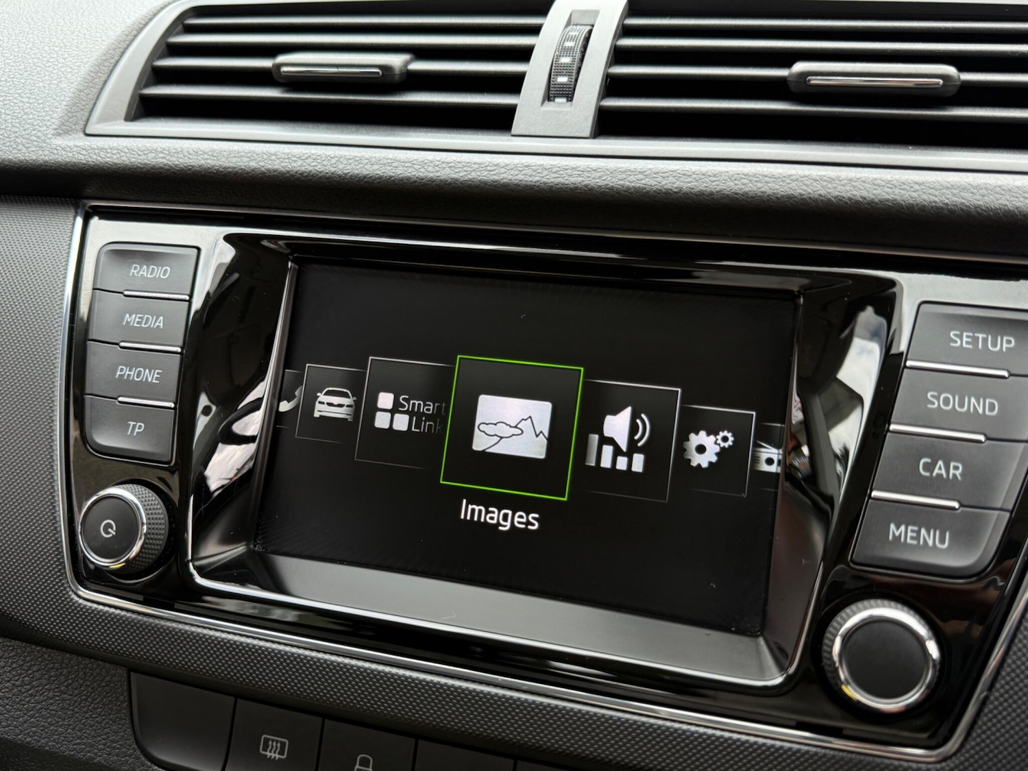 Used Skoda Fabia 2016 for sale - 76781043: Photo 44