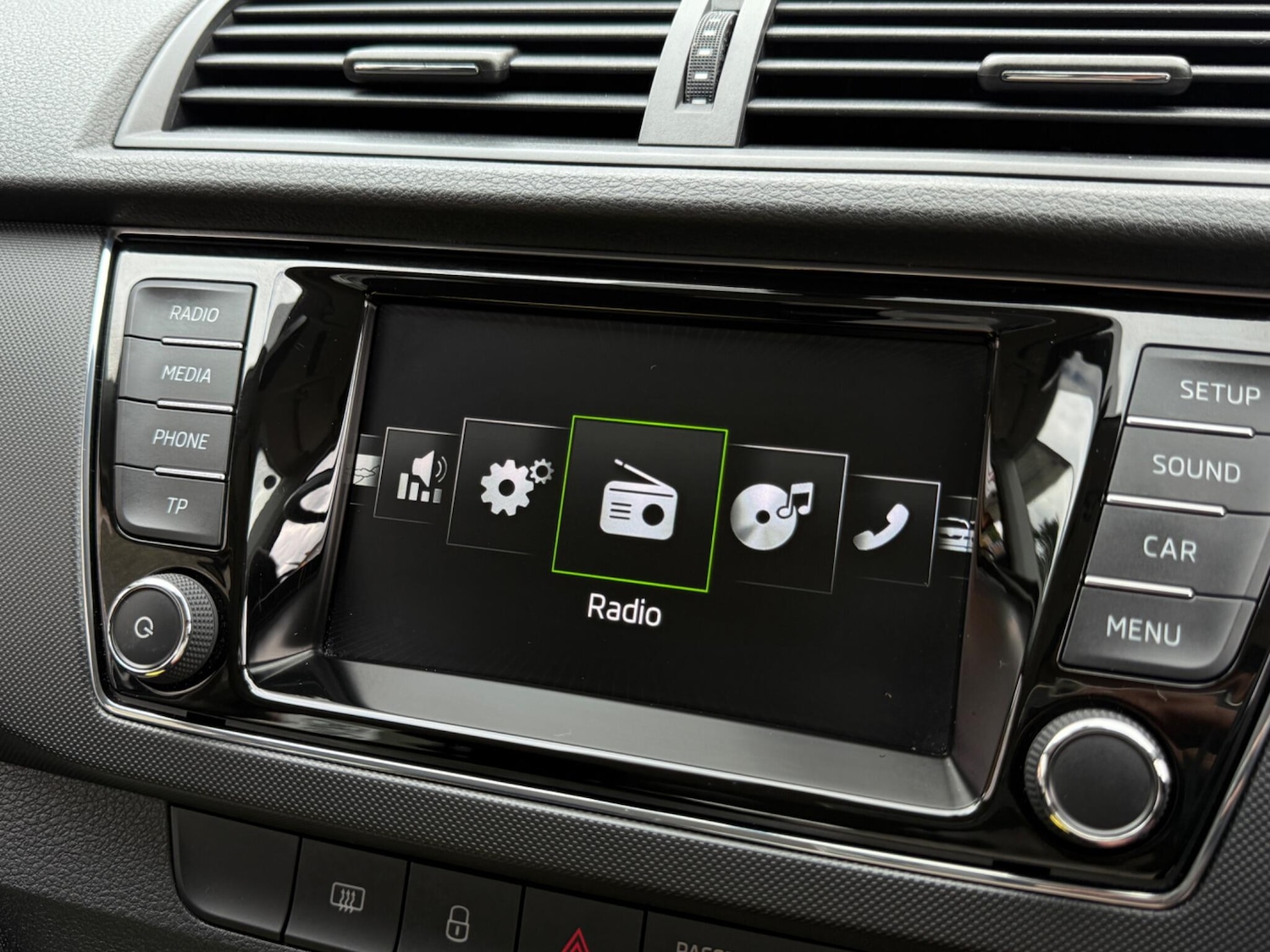 Used Skoda Fabia 2016 for sale - 76781043: Photo 50