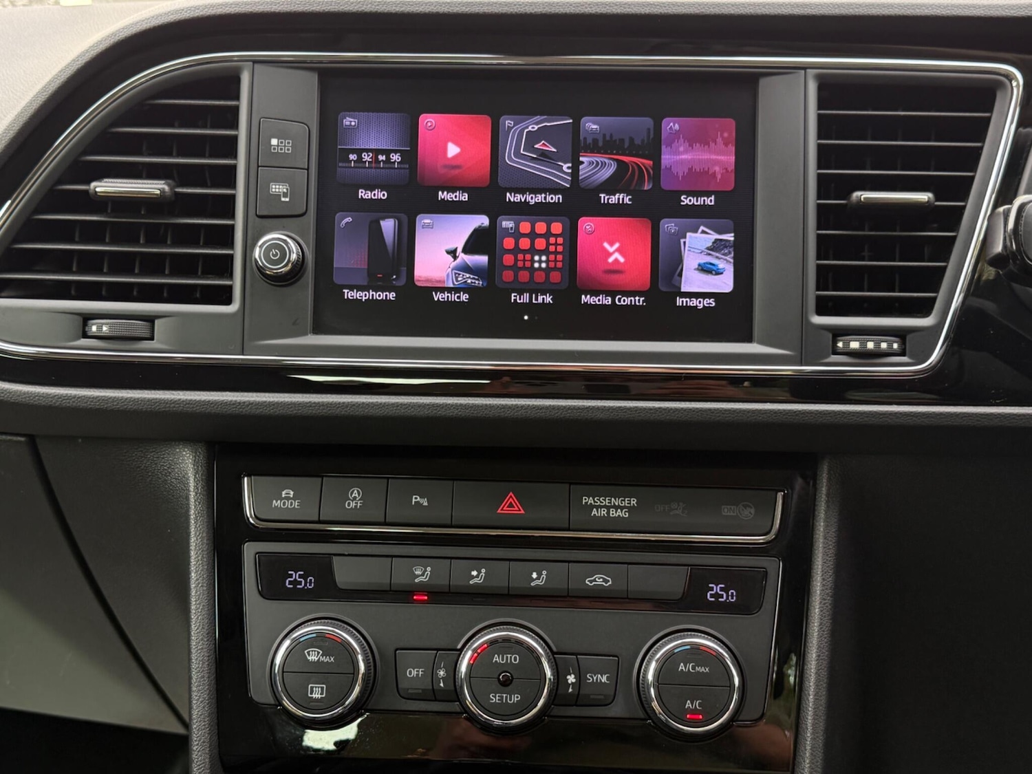 Used SEAT Leon 2020 for sale - 76378068: Photo 7