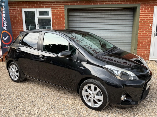 Used Toyota Yaris 2012 for sale - 75552902: Photo 11
