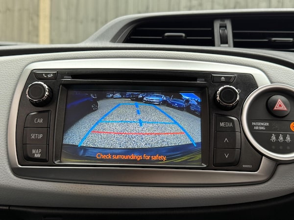 Used Toyota Yaris 2012 for sale - 75552902: Photo 38