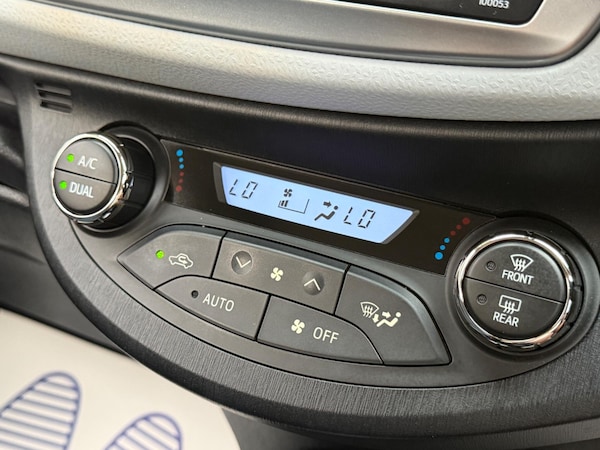 Used Toyota Yaris 2012 for sale - 75552902: Photo 40