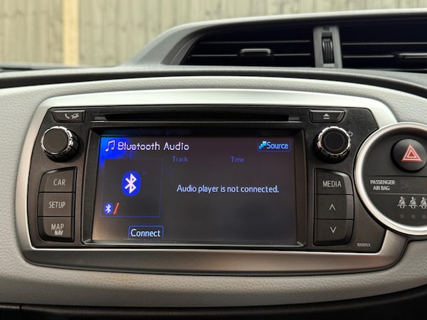 Used Toyota Yaris 2012 for sale - 75552902: Photo 42