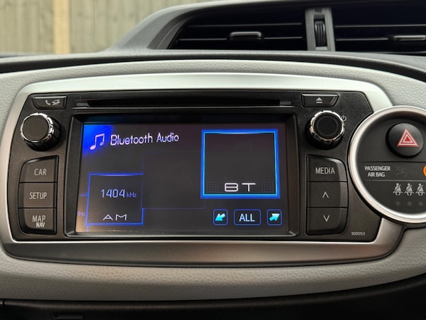 Used Toyota Yaris 2012 for sale - 75552902: Photo 44