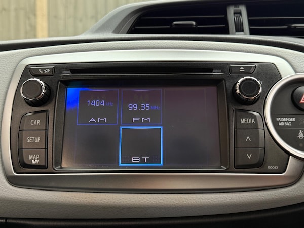 Used Toyota Yaris 2012 for sale - 75552902: Photo 45