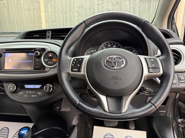 Used Toyota Yaris 2012 for sale - 75552902: Photo 5