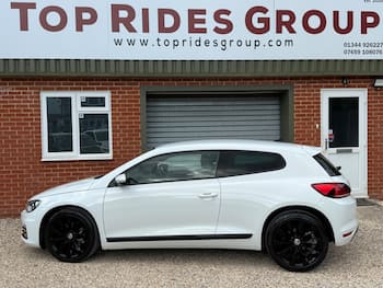Used Volkswagen Scirocco 2017 for sale - 79609396: Photo