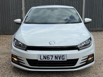 Used Volkswagen Scirocco 2017 for sale - 79609396: Photo