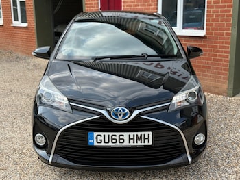 Used Toyota Yaris 2017 for sale - 75430496: Photo