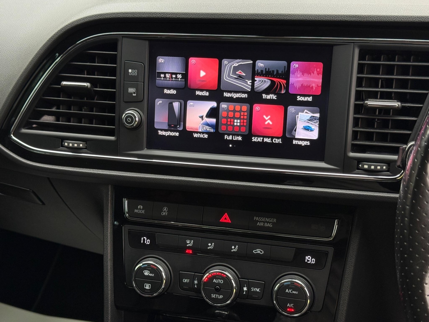 Used SEAT Leon 2018 for sale - 77001987: Photo 49