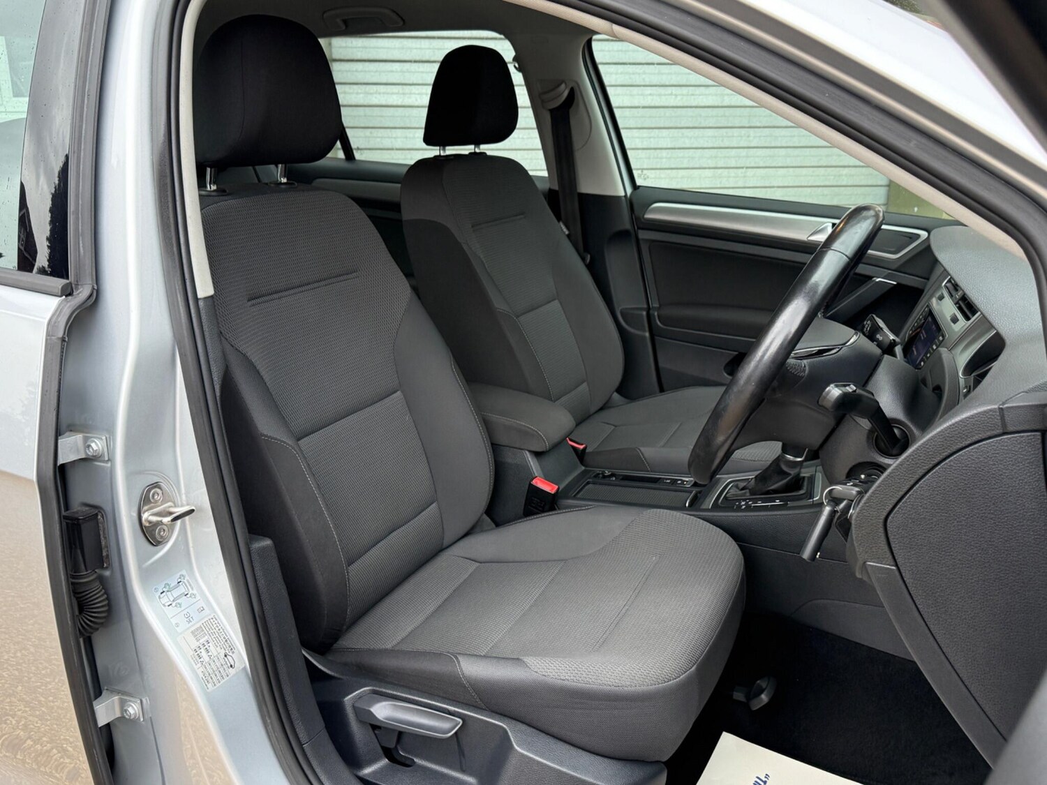 Used Volkswagen Golf 2015 for sale - 77242397: Photo 18