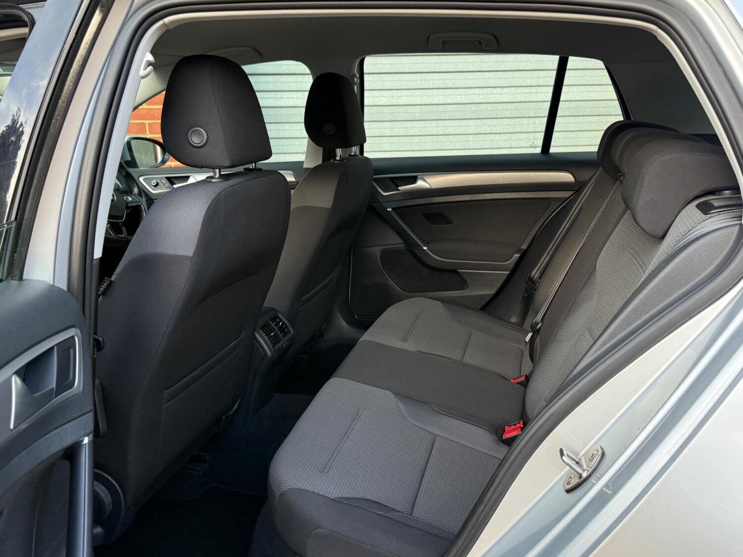 Used Volkswagen Golf 2015 for sale - 77242397: Photo 28