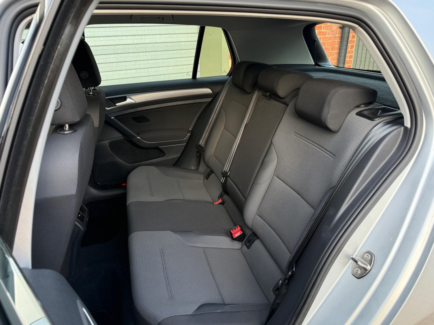 Used Volkswagen Golf 2015 for sale - 77242397: Photo 29