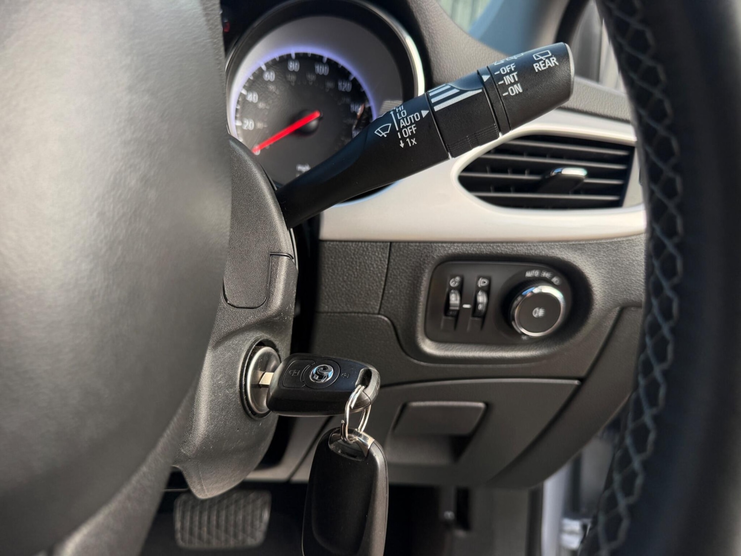 Used Vauxhall Astra 2020 for sale - 77001977: Photo 35