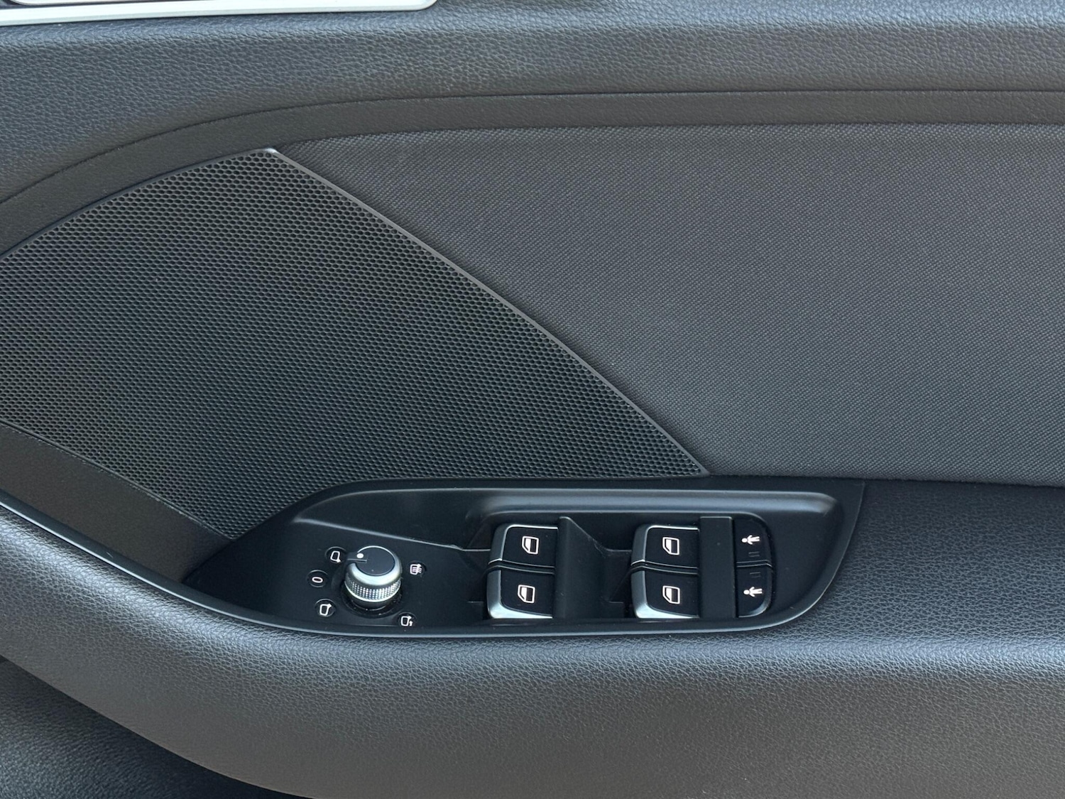 Used Audi A3 2015 for sale - 76759273: Photo 16