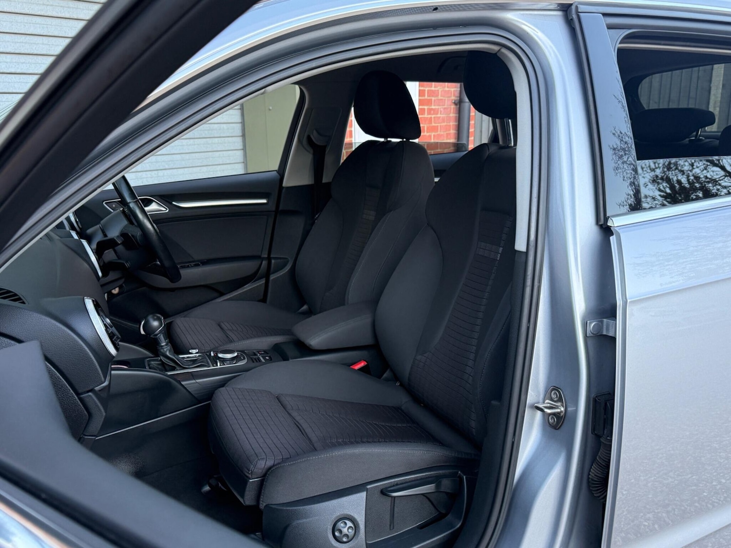 Used Audi A3 2015 for sale - 76759273: Photo 29