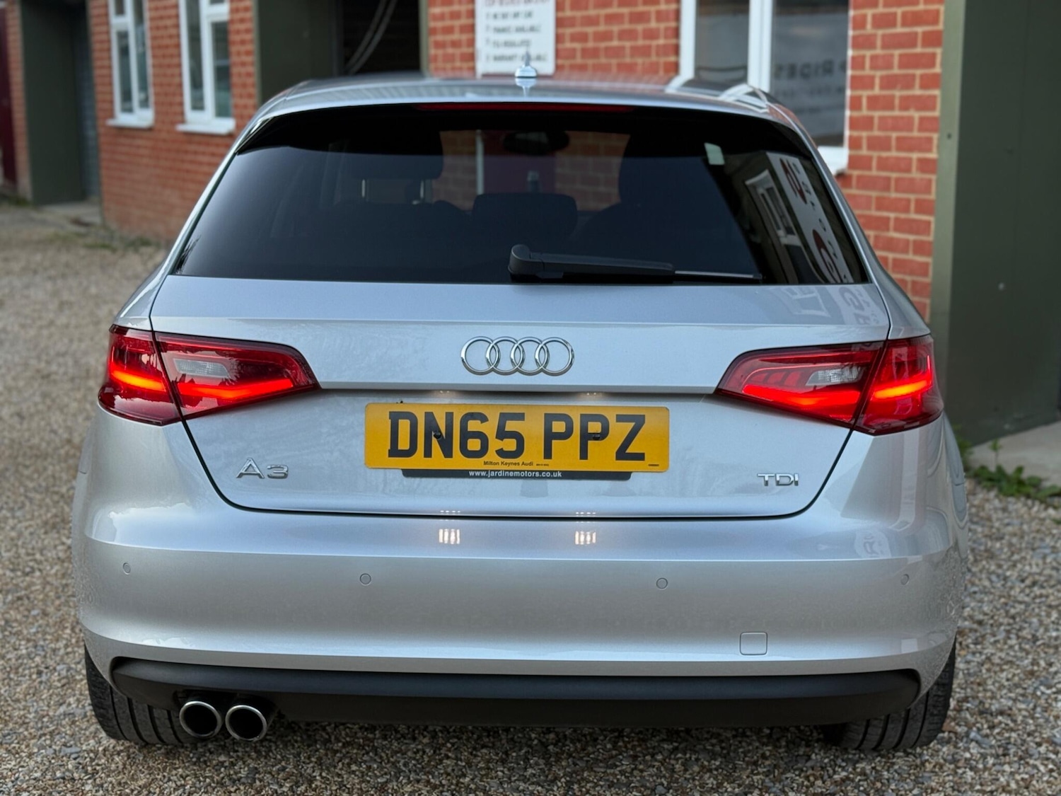 Used Audi A3 2015 for sale - 76759273: Photo 4