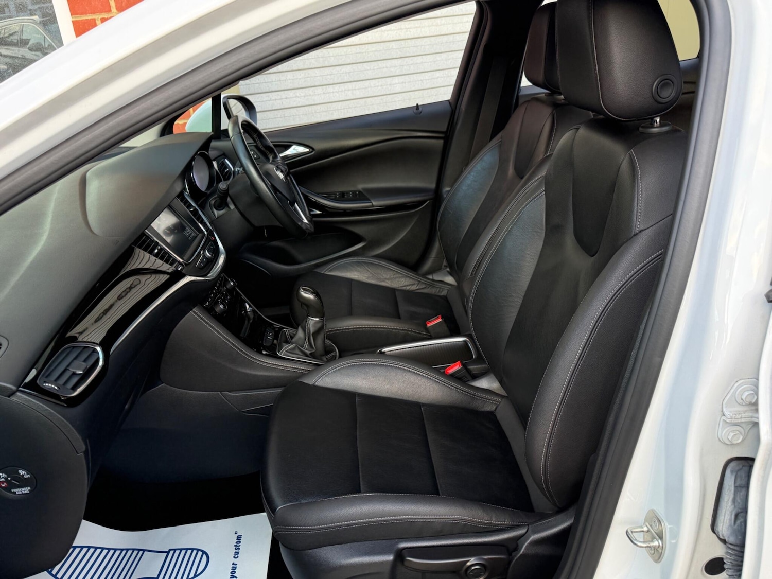 Used Vauxhall Astra for sale - 77016810: Photo 26