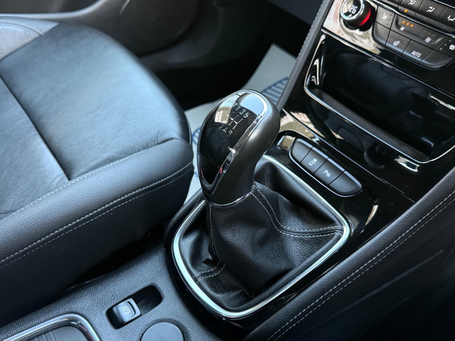 Used Vauxhall Astra for sale - 77016810: Photo 40