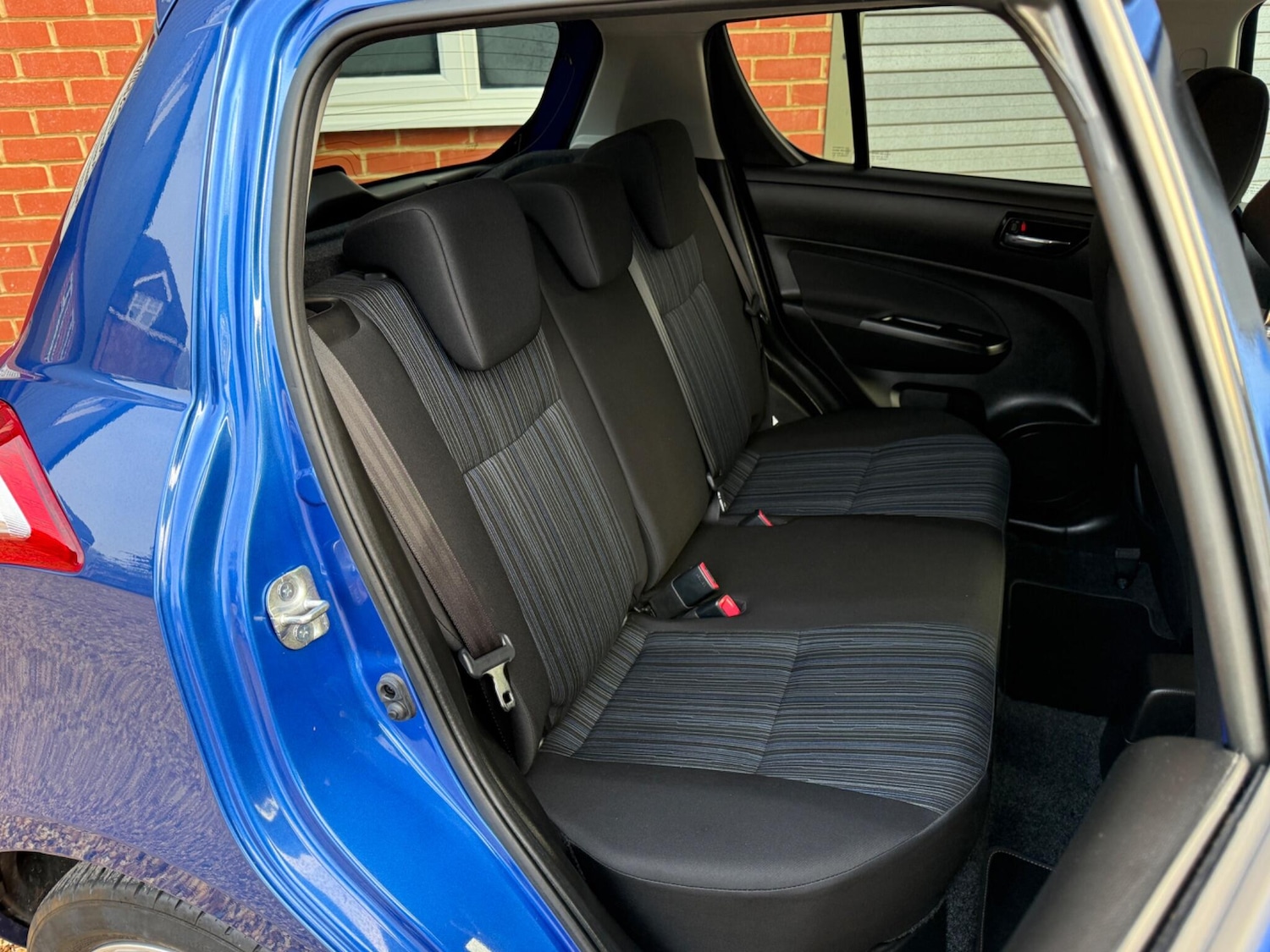 Used Suzuki Swift 2016 for sale - 77001972: Photo 16